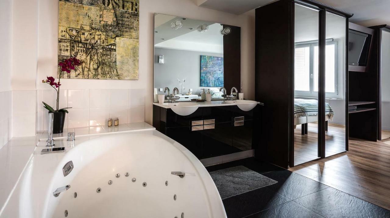 פריז Le Notre Dame - Luxury Apartment With Seine View מראה חיצוני תמונה